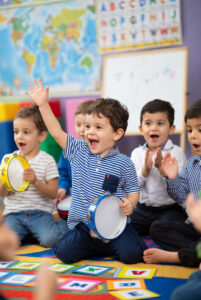 آموزش زبان انگلیسی برای کودکان زیر ۶ سال